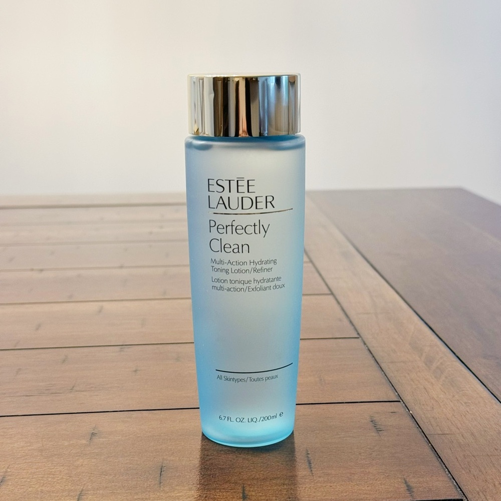 Estée Lauder Perfectly Clean Multi Action Hydrating Toning Lotion 200ml